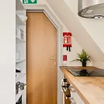 Apartament Dinbnb I Explore Bergen! I 650m To Bryggen I Easy Check-in Bergen