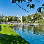 Dinbnb I Explore Bergen! I 650m To Bryggen I Easy Check-in * Берген